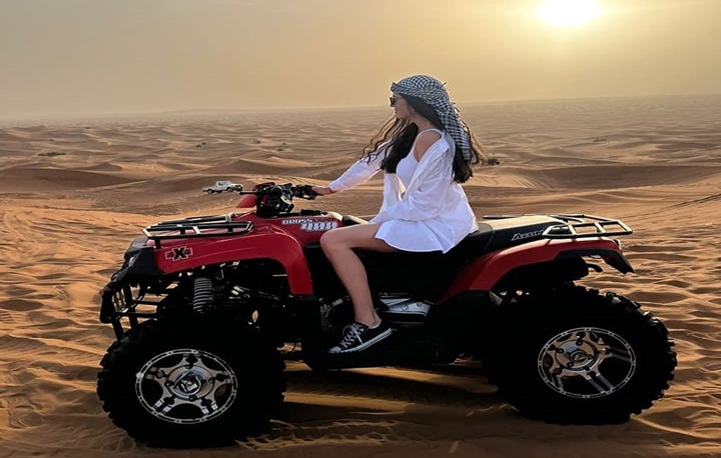 Enjoy Sunset Desert Tour with Single Seat Quad Bike Rental Dubai at 200 AED Low Price Guaranteed